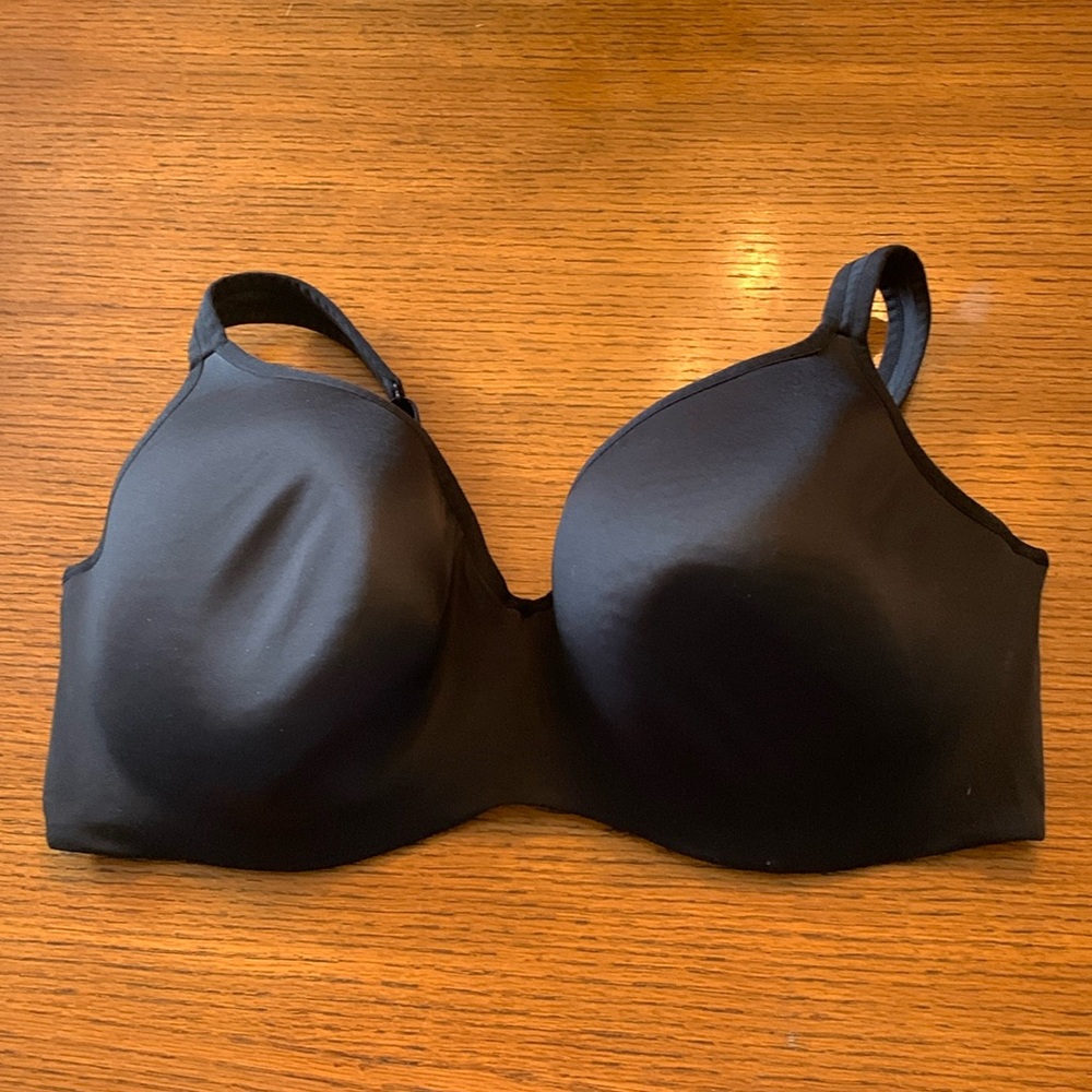 Cacique 44DDD underwire black bra in great condition